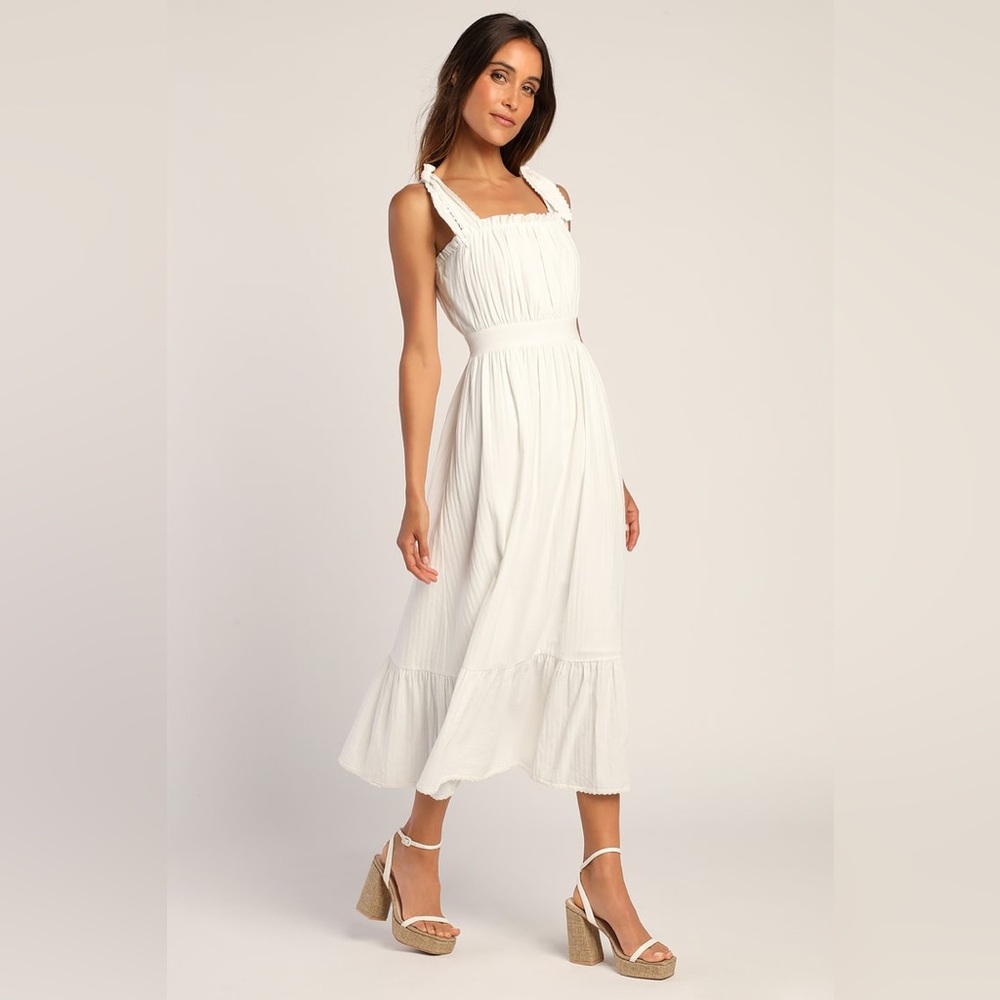 NWT Tie Strap MIDI Dress Lulu’s